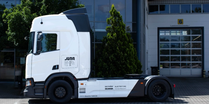 Juna expands fleet with 30 new electric trucks from Scania